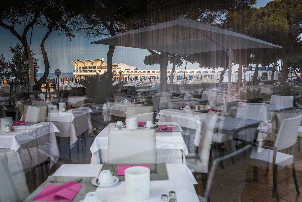 Hotel Luna Lignano Sabbiadoro Eksteriør bilde